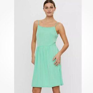 NWT Vero Moda Jade Green Ilane Camisole Dress - Size: Medium